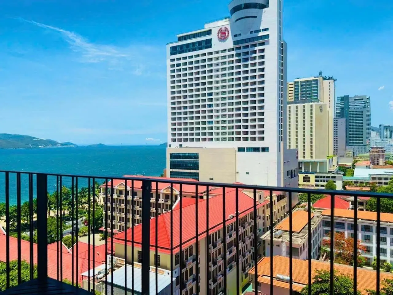 Gold Coast Nha Trang Luxury Apartment - Ocean View