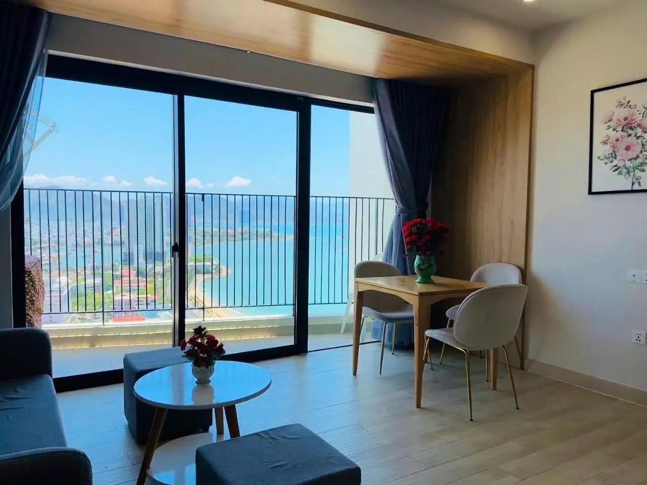 Gold Coast Nha Trang Luxury Apartment - Ocean View