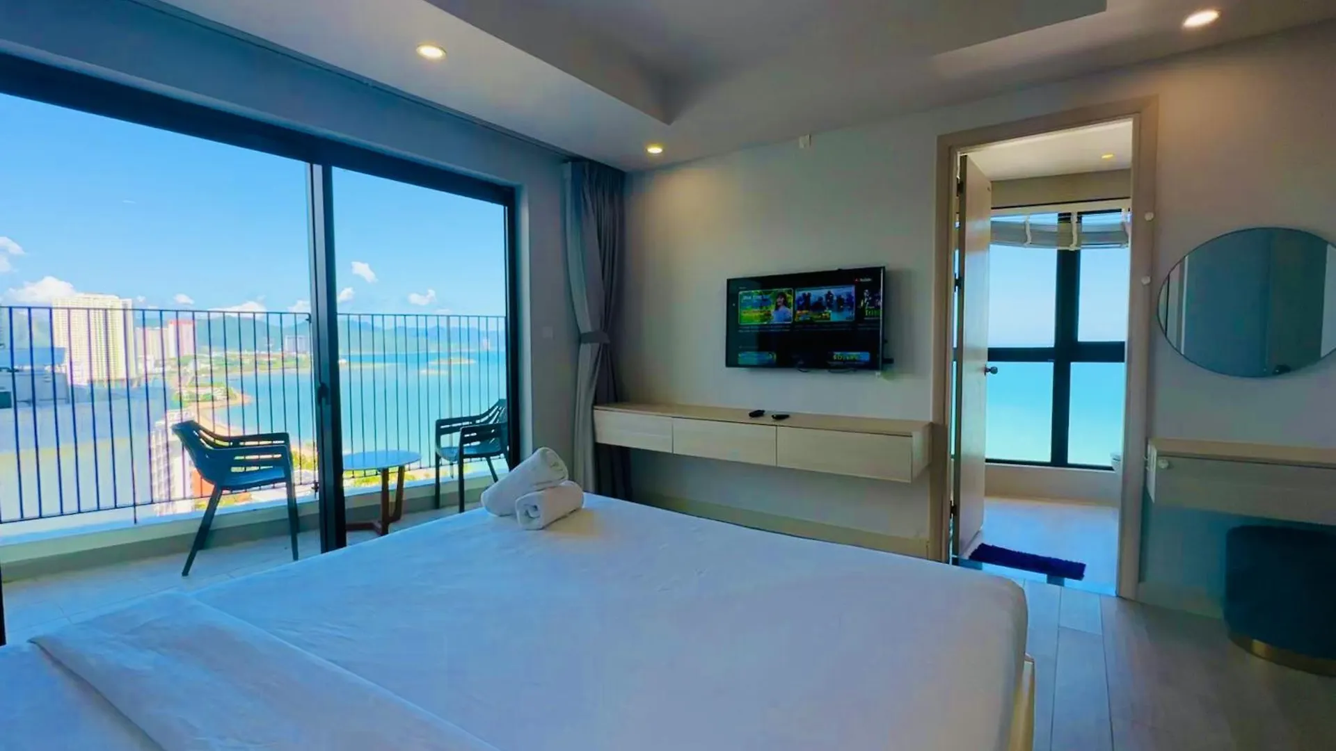Gold Coast Nha Trang Luxury Apartment - Ocean View