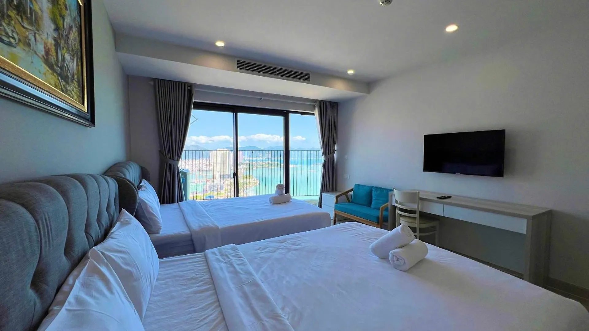 Gold Coast Nha Trang Luxury Apartment - Ocean View